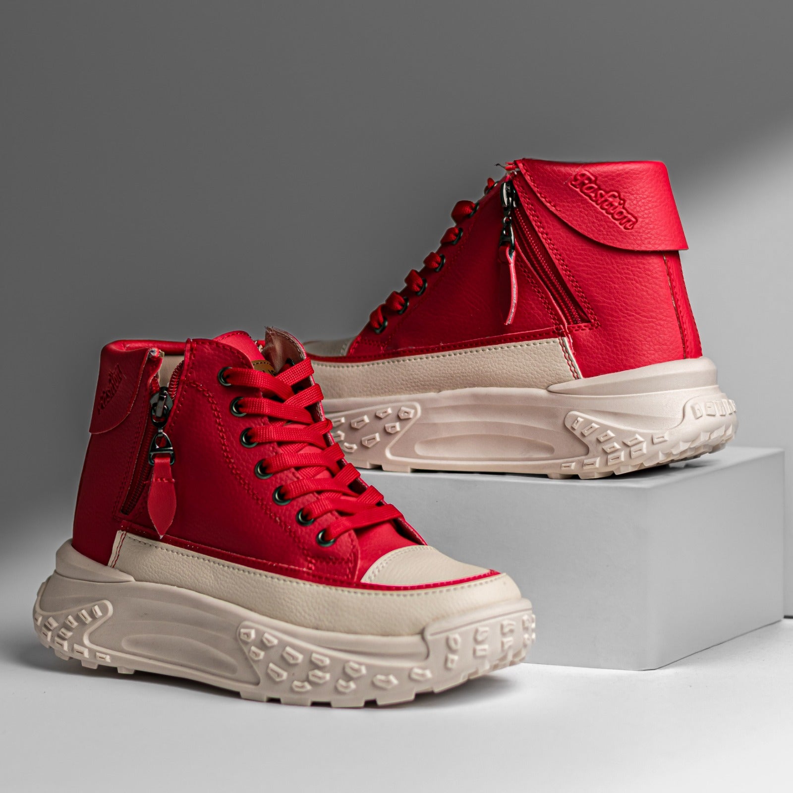 OU XING URBAN: DOMINA EL ASFALTO CON ACTITUD